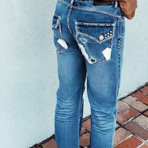 Boyfriend Jeans Cowgirl Style